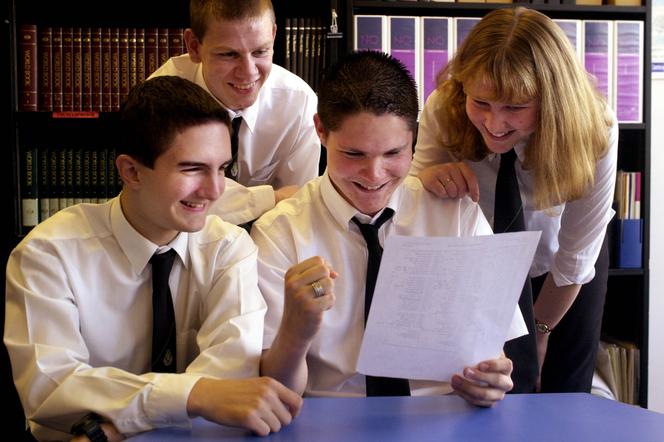 Matura próbna 2015 CKE: MATEMATYKA. Odpowiedzi, rozwiązania zadań z 16.12.2014r. już są! Scream & Shout z radości a może nerwów? [VIDEO]