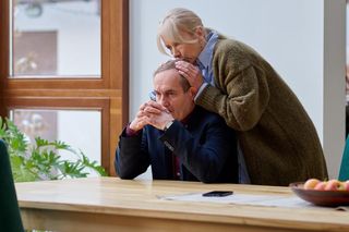 Na Wspólnej, odcinek 3780: Przerażająca diagnoza Ostrowskiego! Kamil włączy się w ratowanie Arka - ZDJĘCIA