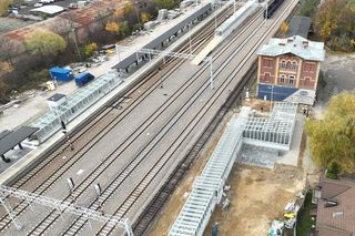 Dworzec w Olkuszu już po remoncie – problem dojazdów do Krakowa jednak wciąż nierozwiązany. Kiedy doczekamy łącznicy w Szczakowej?