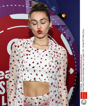 Miley Cyrus na iHeartRadio Music Festival 2017