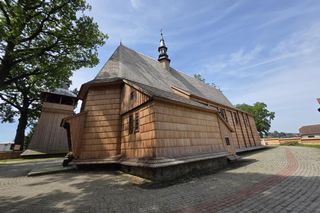 Zabytkowy kościół w Domaradzu.