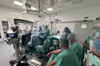 W Szpitalu Ludwika Rydygiera w Krakowie wszczepili implanty ślimakowe