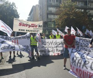 Protest górników i hutników ze Śląska w Warszawie