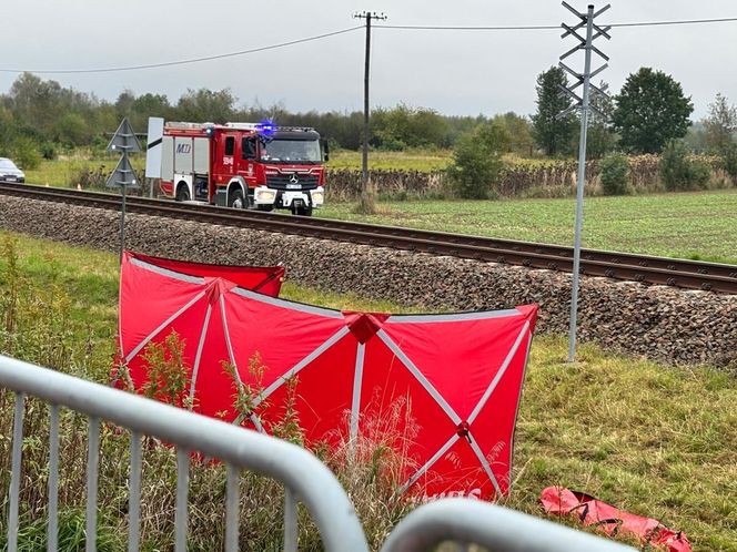 Wypadek na przejeździe kolejowym w Chorzelowie