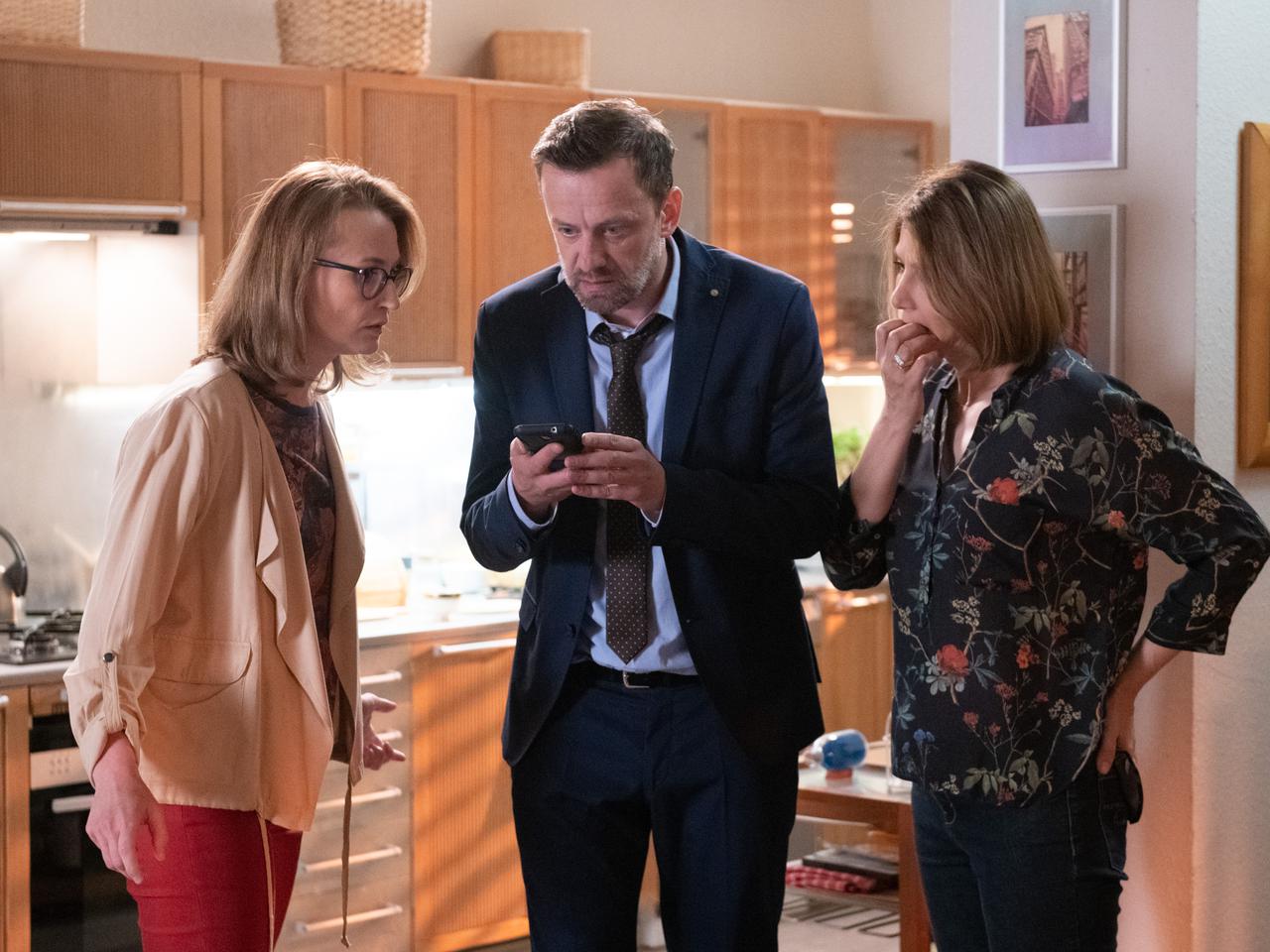 Na Wspólnej, odcinek 3006: Basia przyłapie Smolnego z byłą żoną - ZWIASTUN