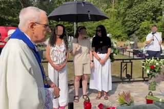 Tak płakała Ewa Krawczyk w dniu urodzin Krzysztofa Krawczyka na cmentarzu. Ksiądz mówił o narkotykach i alkoholu 