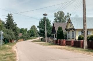 To najpopularniejsza wieś na Podlasiu. Stała się sławna z jednego nietypowego powodu! [GALERIA]