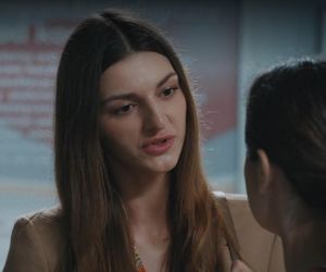 M jak miłość odc. 1887. Kasia (Paulina Lasota), laborantka Anka Sokołowska (Katarzyna Russ)