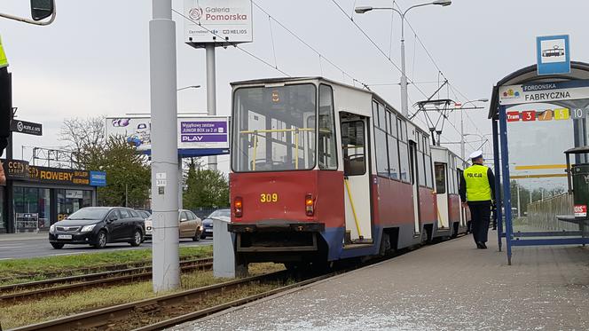 Zderzenie tramwajów na ul. Fordońskiej w Bydgoszczy [ZDJĘCIA]