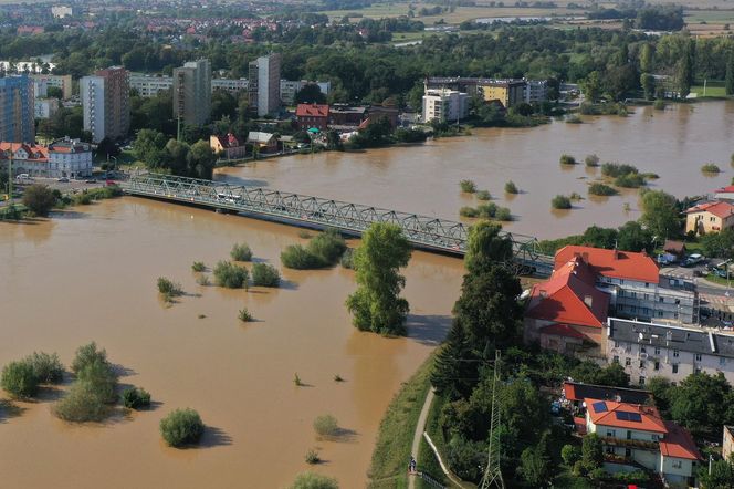 Tak wygląda Oława w czasach powodzi 2024 roku. Poruszający materiał