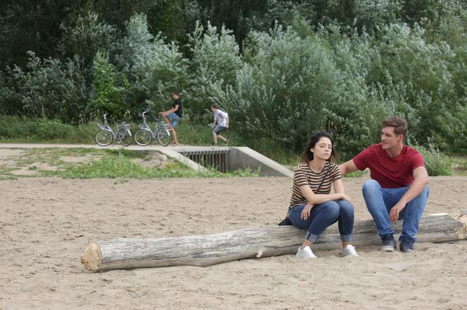 M jak miłość odc. 1397. Iza (Adriana Kalska), Marcin (Mikołaj Roznerski)