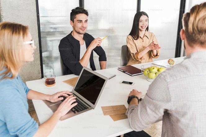 millenialsi i pokolenie Z chce pracować w firmach dbających o środowisko