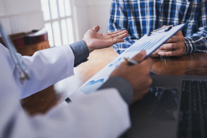 Nie wstydź się, tylko działaj. 3 dolegliwości, o których niechętnie mówimy, a warto, bo jest metoda