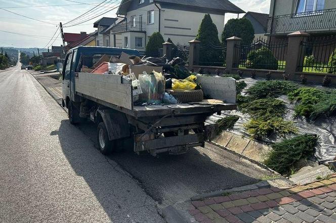 Taką ciężarówkę zatrzymali w gminie Pawłów policjanci
