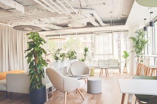 Życie w Architekturze 2025. Aranżacja biura dla firmy Multilife Benefit System S.A. w budynku Warsaw Spire C. Małgorzata Knuth