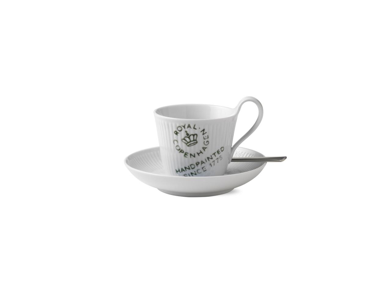 Royal Copenhagen: porcelana od królów Danii. ENCYKLOPEDIA MAREK