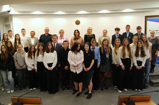 Debaty siedleckiej młodzieży ze szkół podstawowych i średnich odbyły się w ramach kampanii profilaktycznej Widzę Rozmawiam Reaguję 2025