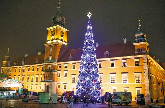 Mikołaj przyleciał odpalić choinkę