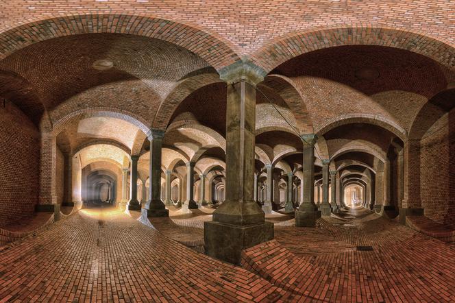 Podziemna katedra na Stokach znów bez wody [WIDEO, ZDJĘCIA]. To okazja, by pokazać jej wnętrze