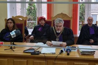 Horror w centrum Szczecina. Podpalili bezdomnego, mężczyzna zmarł. Oprawcy usłyszeli wyrok