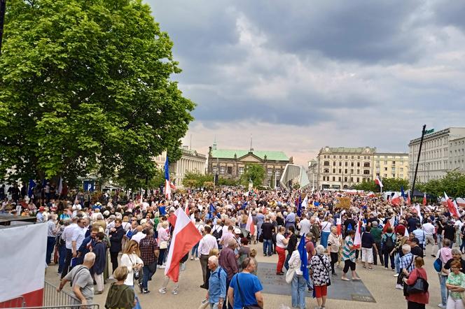 Wiec Donalda Tuska w Poznaniu