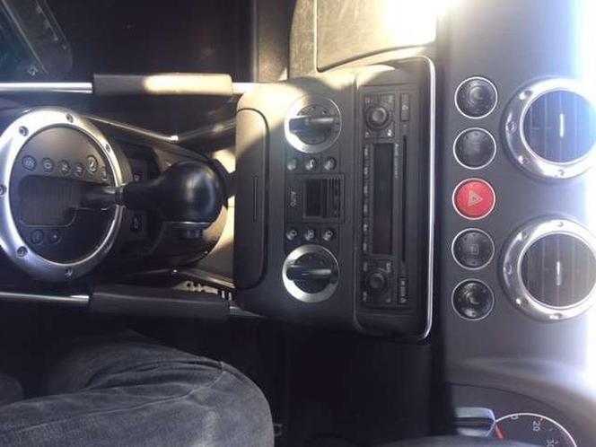 Replika Bugatti Veyron na bazie Audi TT
