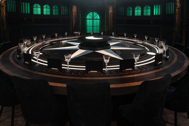 "The Traitors. Zdrajcy"