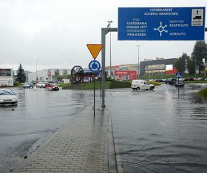  Zbiornik miał chronić mieszkańców. Nie wytrzymał ulewy, jest w totalnej ruinie