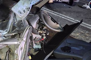 Tragiczny wypadek w Zakroczymiu: Czołowe zderzenie busa z fiatem! Kierowca zakleszczony