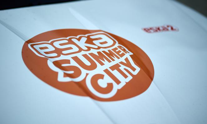 Eska Summer City w Centrum Kultury i Sztuki w Łące na koncercie zespołu COSMOS