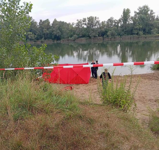 W Przylasku Rusieckim utonął mężczyzna. Całkowity zakaz kąpieli go nie zatrzymał