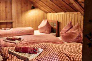 Najlepsze górskie chaty i restauracje w Południowym Tyrolu. Przewodnik po kulinarnych perełkach regionu