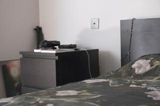 Krzysztof Rutkowski. Śpi z bronią i z różańcem