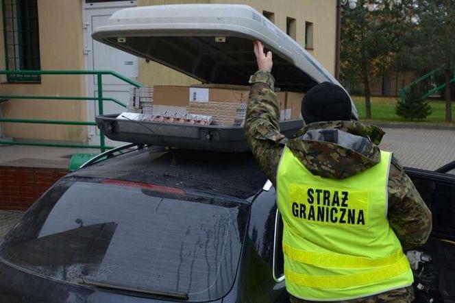 Sceny jak z filmu na Podlasiu. Pościg za audi wypchanym po brzegi kontrabandą