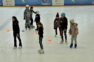 Chodź na łyżwy na bydgoskim Torbydzie [ZDJĘCIA]
