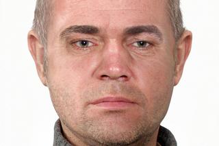 Gniezno. Kim jest zmarły mężczyzna? Policja prosi o pomoc w ustaleniu tożsamości [ZDJĘCIA].