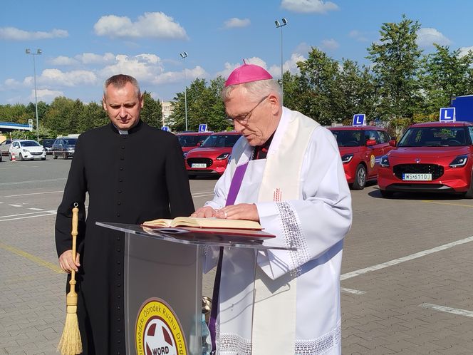 Siedlecki WORD wymienił starą flotę pojazdów egzaminacyjnych na nowe samochody marki Suzuki Swift