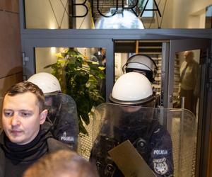 Protest górników pod biurem Morawieckiego w Katowicach. Związkowcy starli się z policją