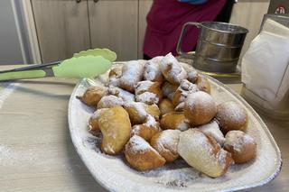 Budka z pączkami na Ursynowie