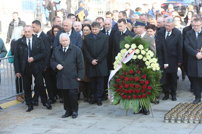 Apel Pamięci przed Pałacem Prezydenckim