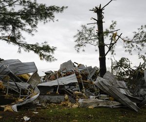 Tornada i burze zabijają na południu USA