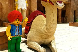 Wielbłąd z klocków Lego
