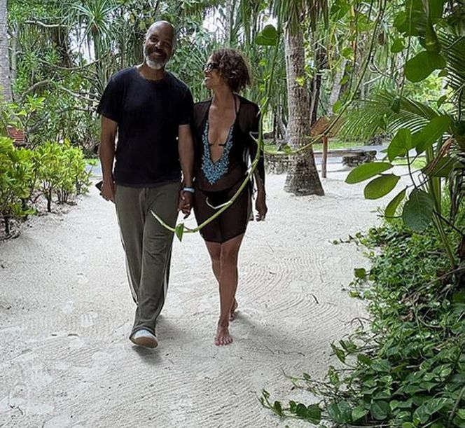 Halle Berry ma 59 lat i wskoczyła w bikini