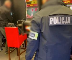 Policja rozbiła nielegalny salon gier! Zabezpieczono automaty i gotówkę