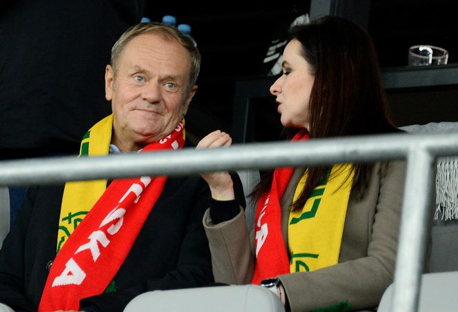Donald Tusk przyleciał na mecz Litwa - Polska
