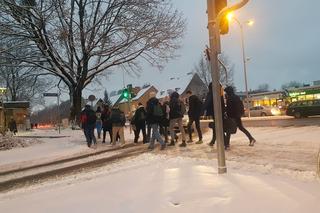 Atak zimy w warmińsko-mazurskim. Od rana doszło do kilku groźnych wypadków [ZDJĘCIA]