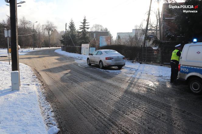 Mysłowice. Potrącił 10-latka na przejściu dla pieszych. Nie miał zimowych opon...