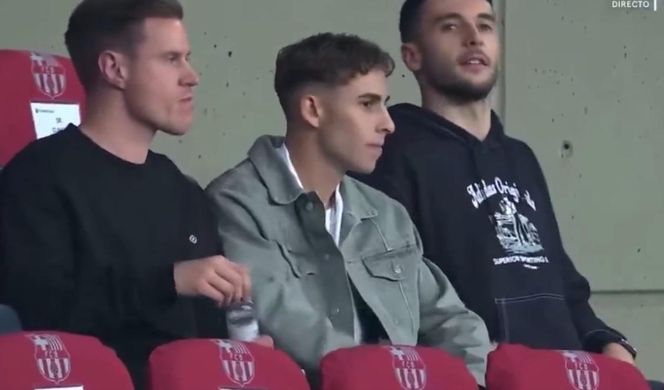 Marc-Andre ter Stegen, Fermin Lopez i Joan Garcia podzcas meczu FC Barcelona- PSG