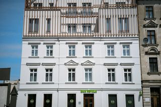 Nowy hotel w Lesznie już działa [ZDJĘCIA]