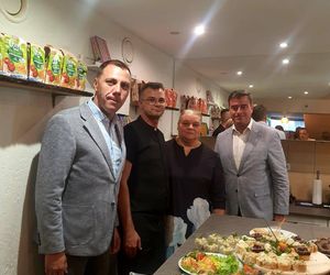W Urzędzie Miasta Leszna otwarto Bistro Szczypta Smaku. Co można zjeść i za ile?